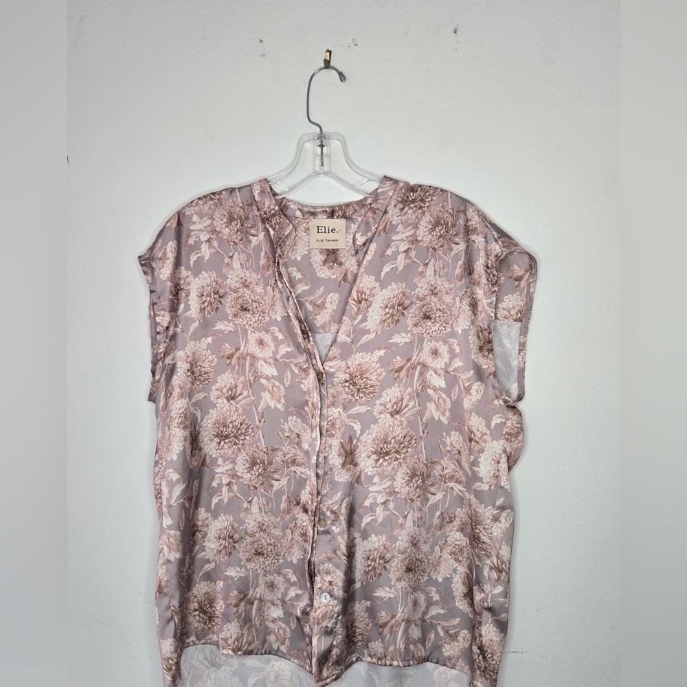 Elie Tahari “Elie” Floral Blouse | Size Small | Silk-Feel Button Front